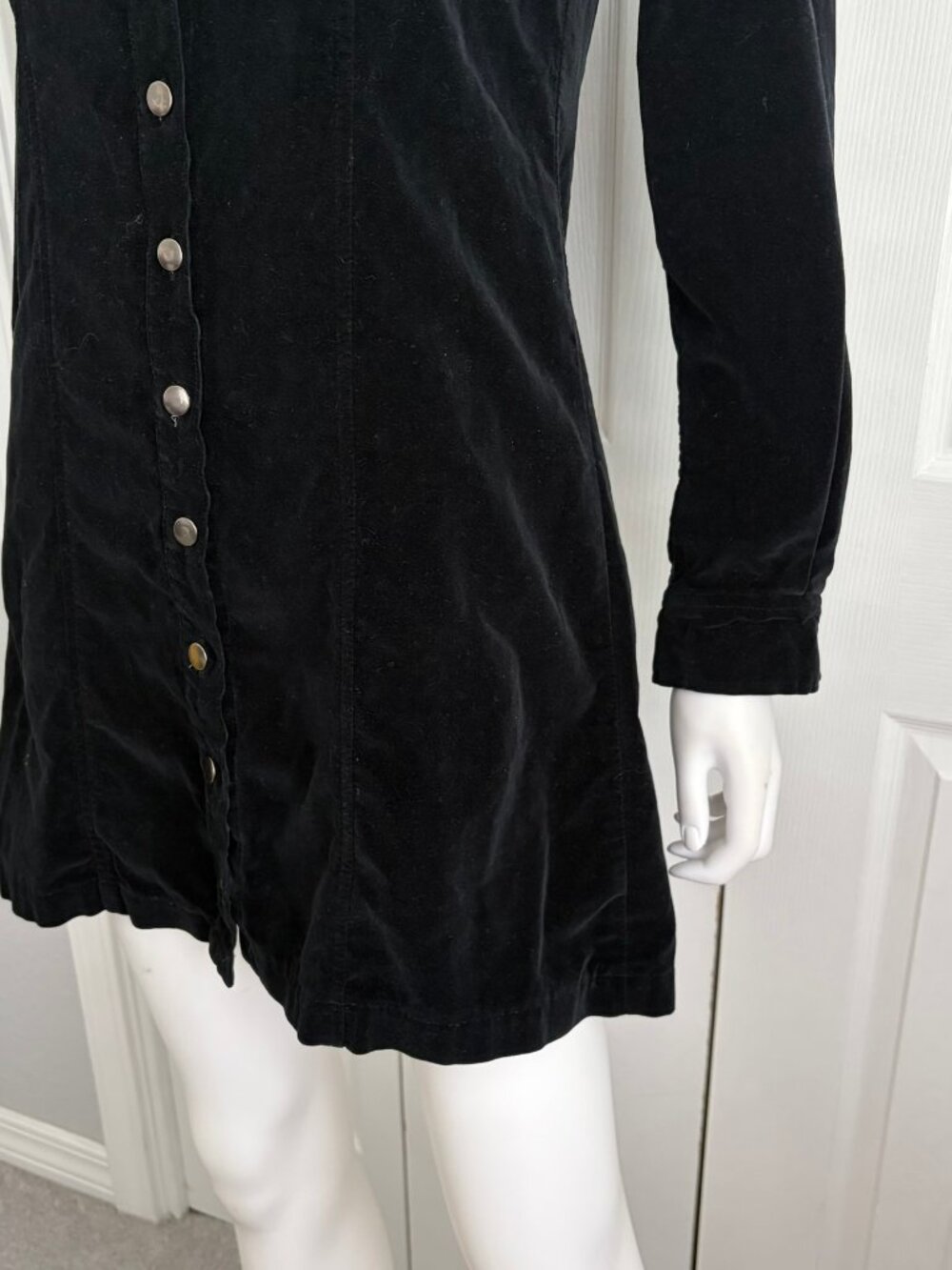 Eddie Bauer retro black size S/M shirt dress or long coat - Picture 7 of 10
